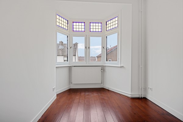 Photo - For rent: THIS COMPLETELY RENOVATED, READY-TO-MOVE-IN TOP-OF-THE-RANGE PROPERTY WITH OVER 5 BEDROOMS IS NOW AVAILABLE TO RENT!